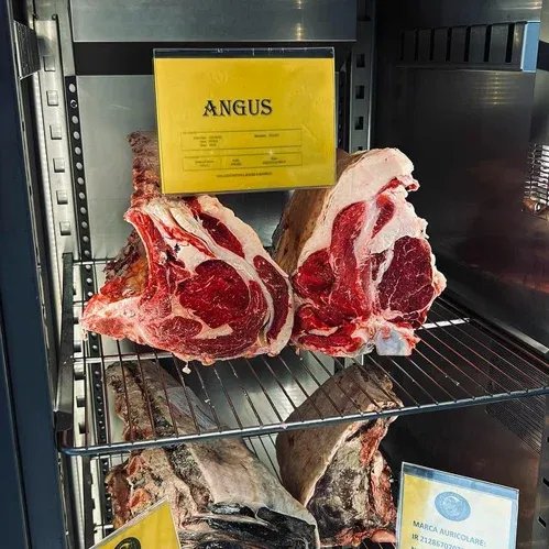 Costata di Angus in vetrina